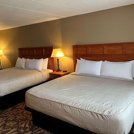 Best Western Derby Inn Ігл-Рівер Екстер'єр фото