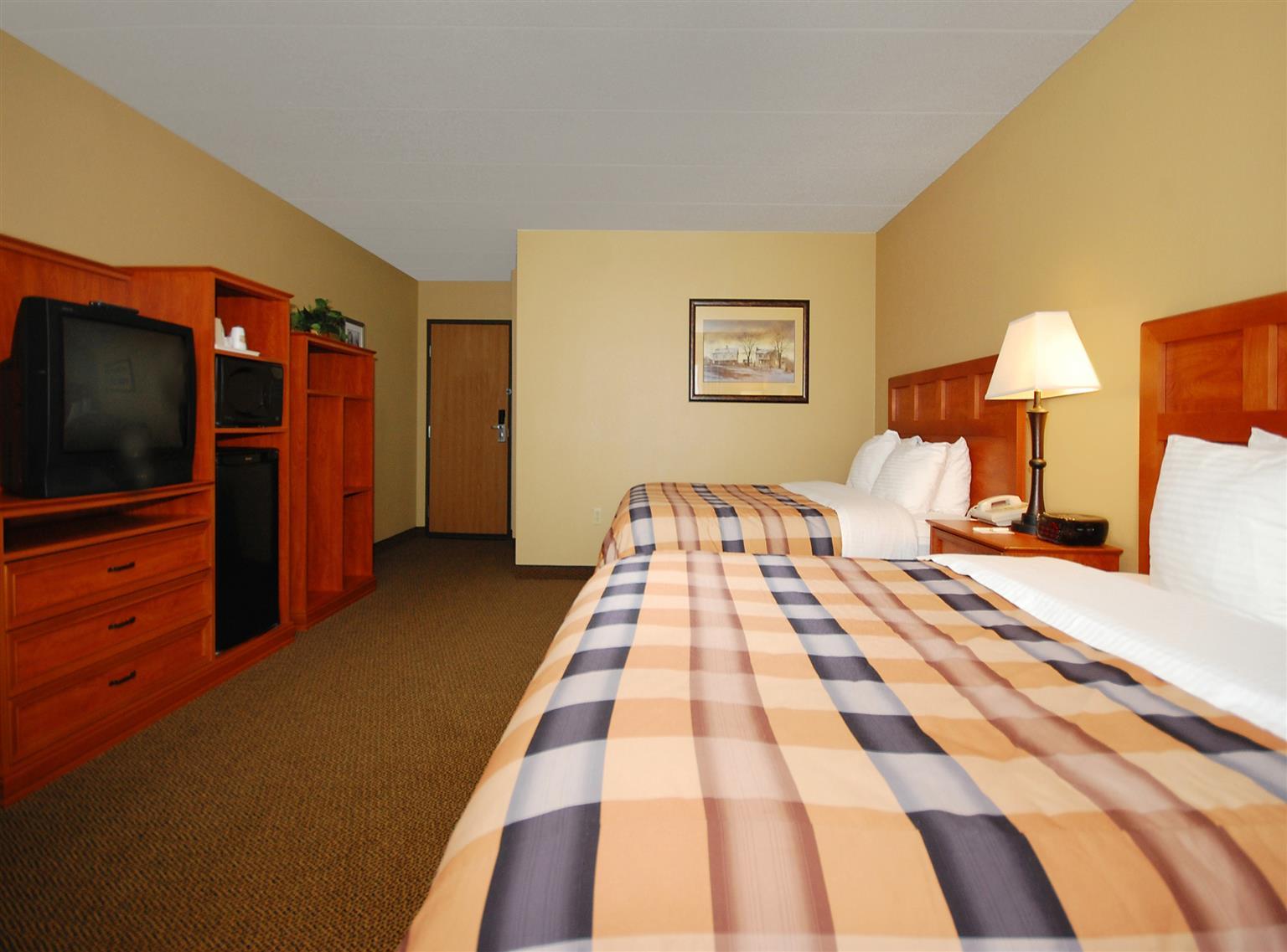 Best Western Derby Inn Ігл-Рівер Номер фото