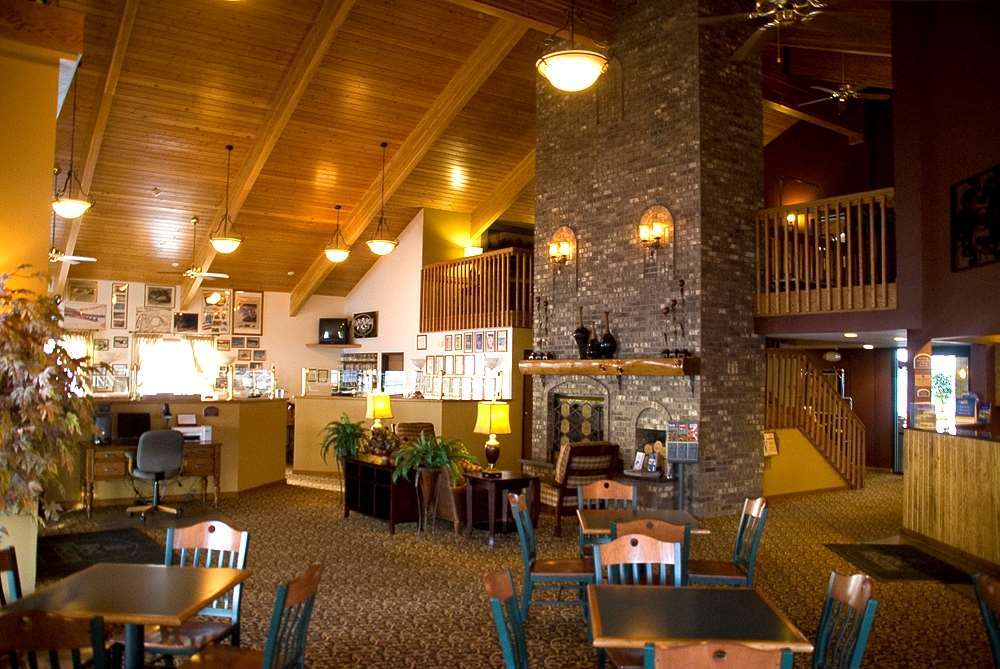 Best Western Derby Inn Ігл-Рівер Ресторан фото