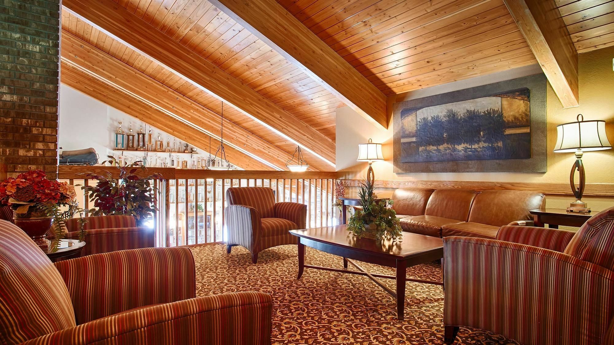 Best Western Derby Inn Ігл-Рівер Екстер'єр фото